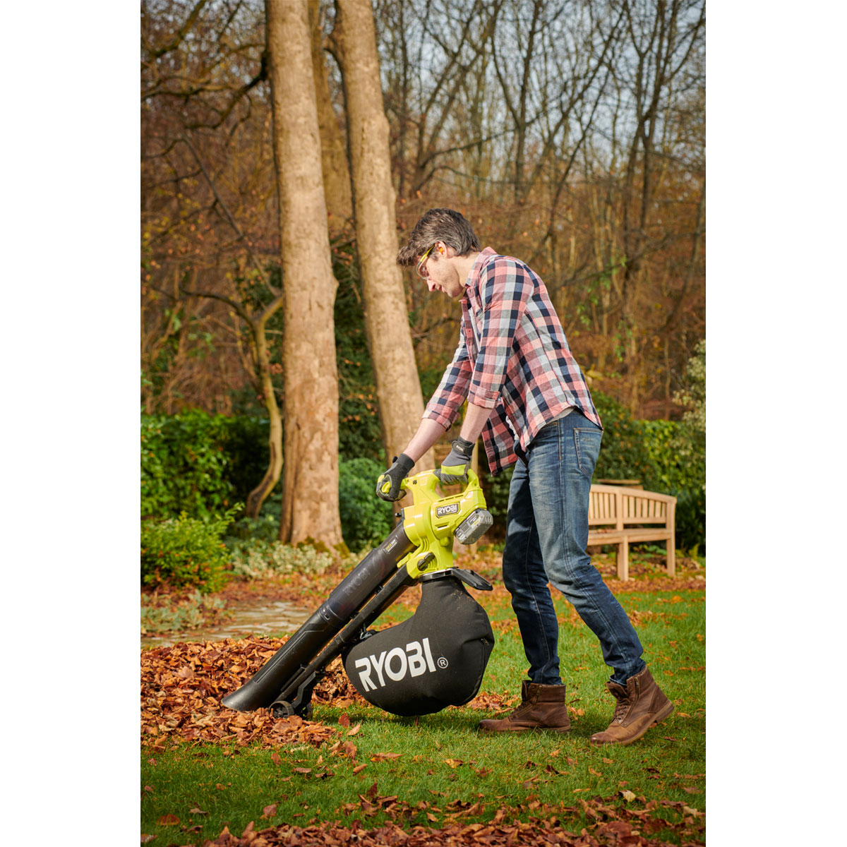 Ryobi Akku-Laubsauger/-bläser RY18BVXA-150 7,7 m3/min inkl 5,0 Ah Akku u Ladegerät Bild 7