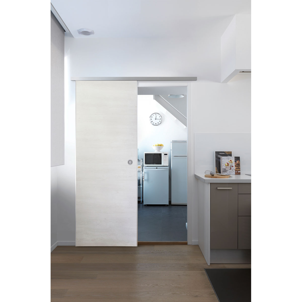 Grosfillex Schiebetür DoorInBox 87 x 217 Holz weiß Bild 1