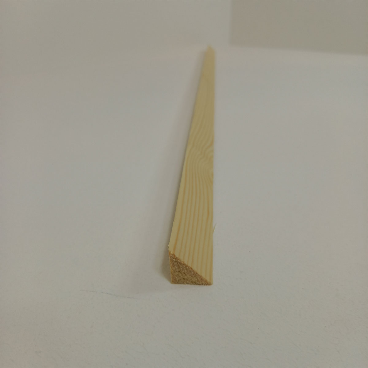 Dreikantleiste „Nadelholz“ 19x19x1000 mm