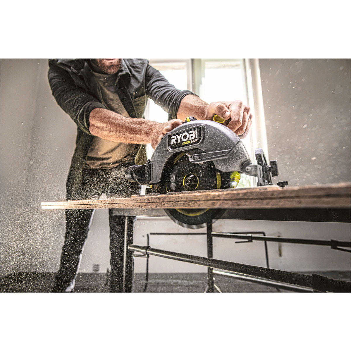 Ryobi  Akku-Handkreissäge RCS18X-0 ohne Akku und Ladegerät Bild 4