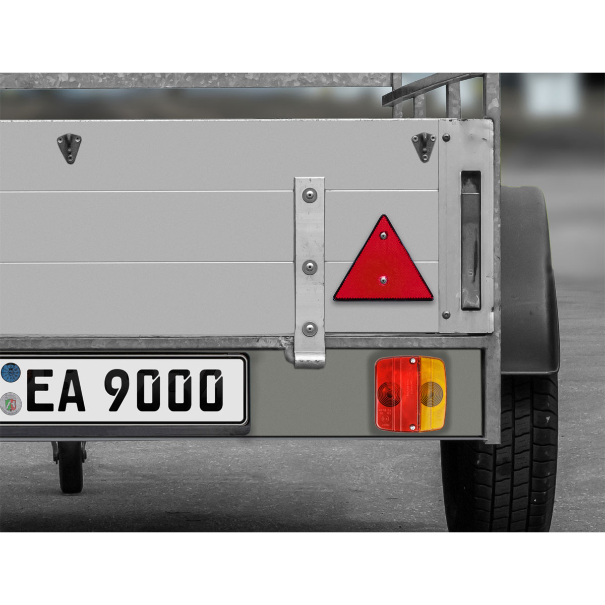 LAS 10210 Dreieck Reflektor 2 Stk rot Bild 2