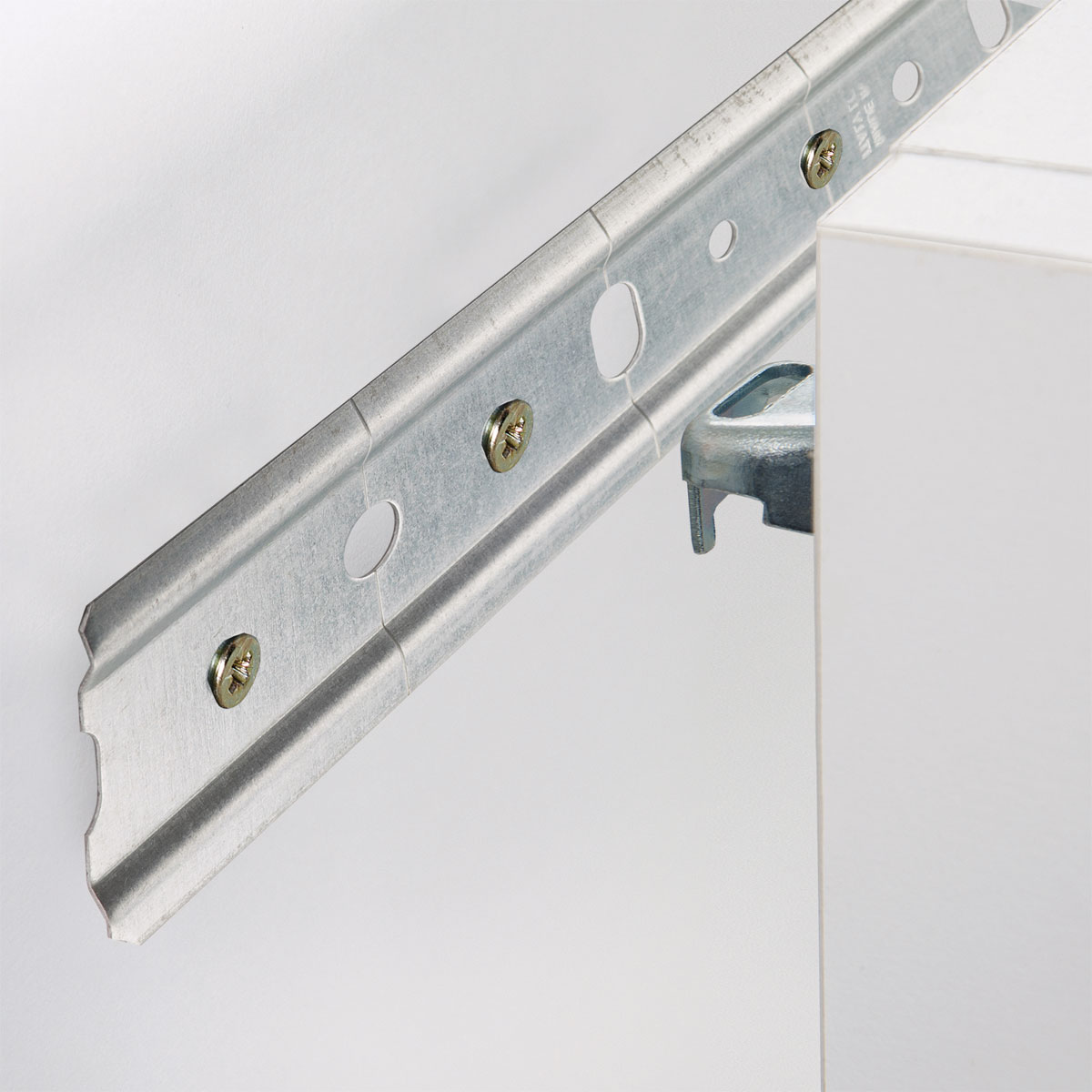 Suki Schrankaufhängeleiste Stahl Bild 1