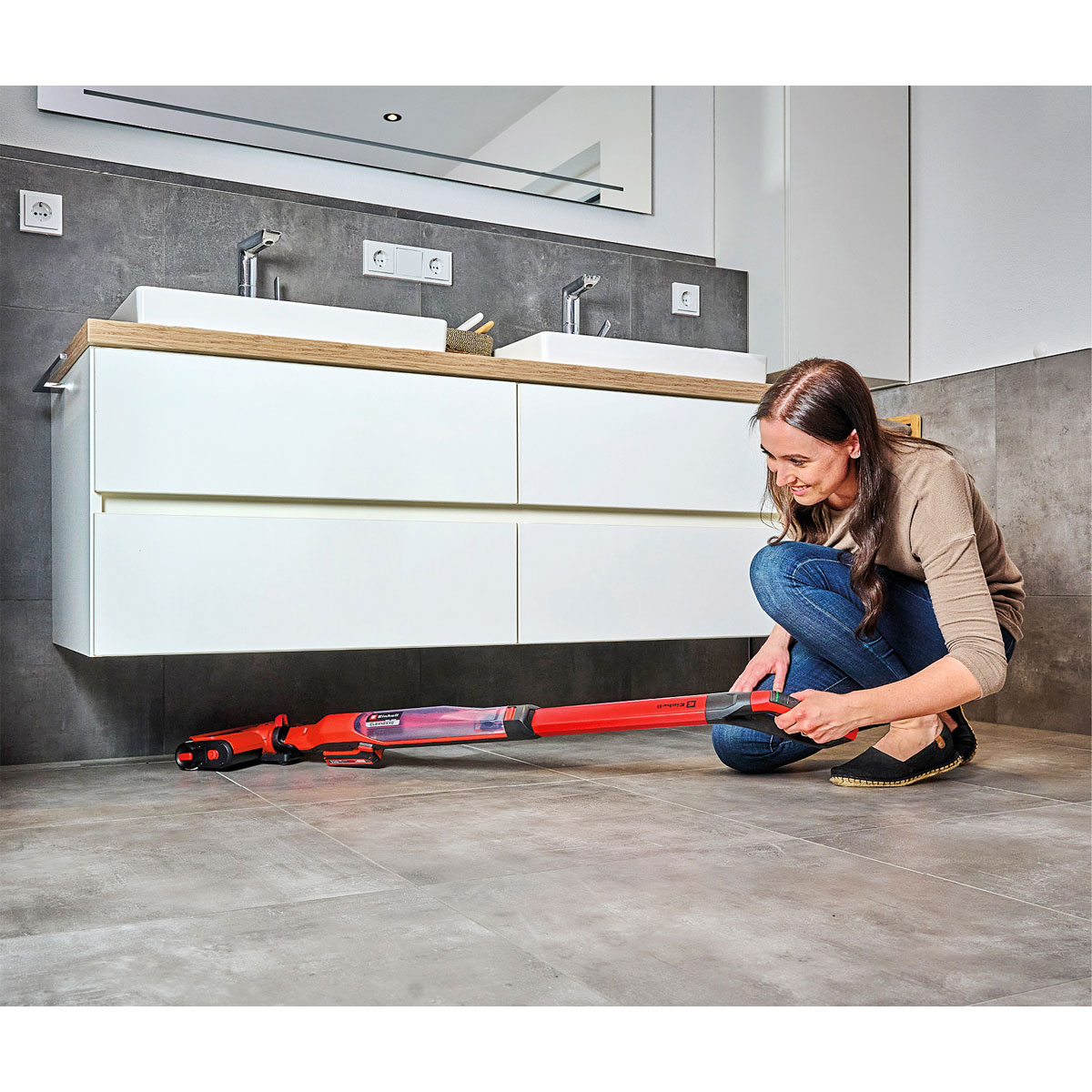 Einhell Akku-Hartbodenreiniger Cleanexxo Bild 3