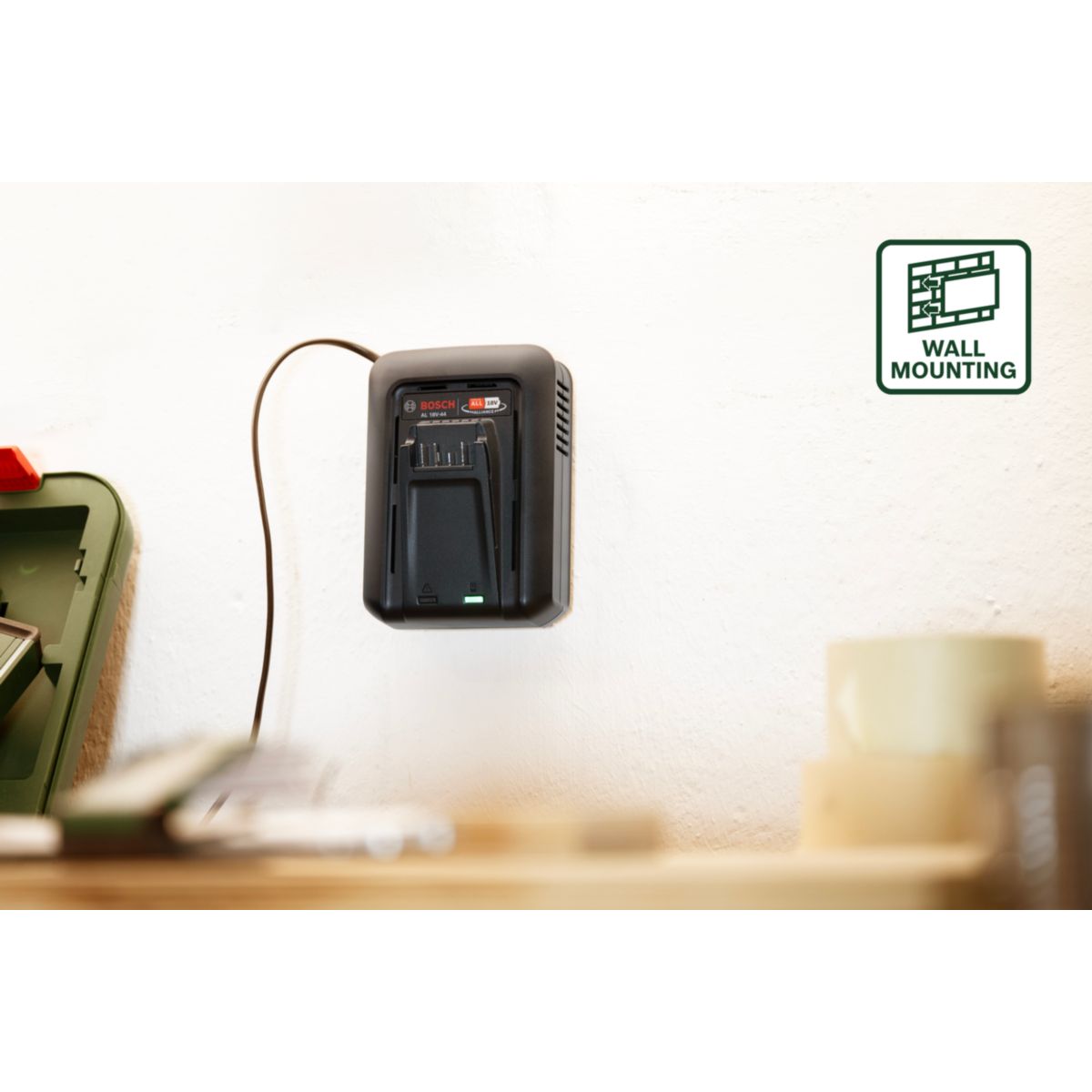 Bosch Akku Starter-Set 18V, 4,0 Ah Akku Ladegerät 18V-44 Bild 6