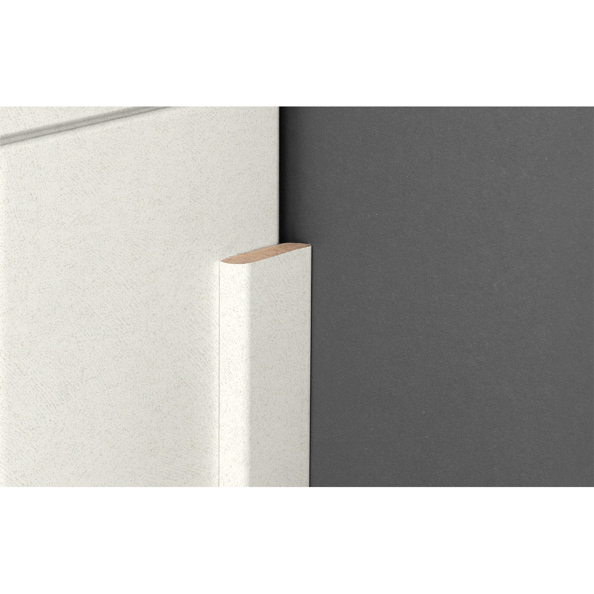 Abdeckleiste weiß Struktur 2,6 m