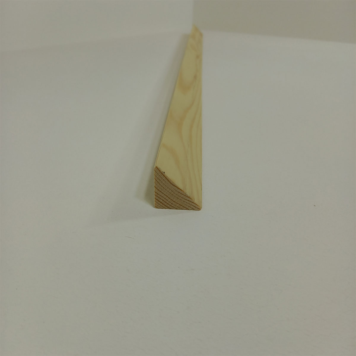Dreikantleiste „Nadelholz“ 30x30x1000 mm