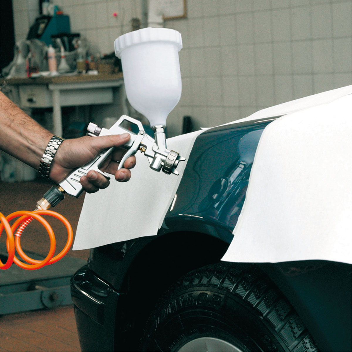 Einhell  Farbspritzpistole Fließbecher Bild 2