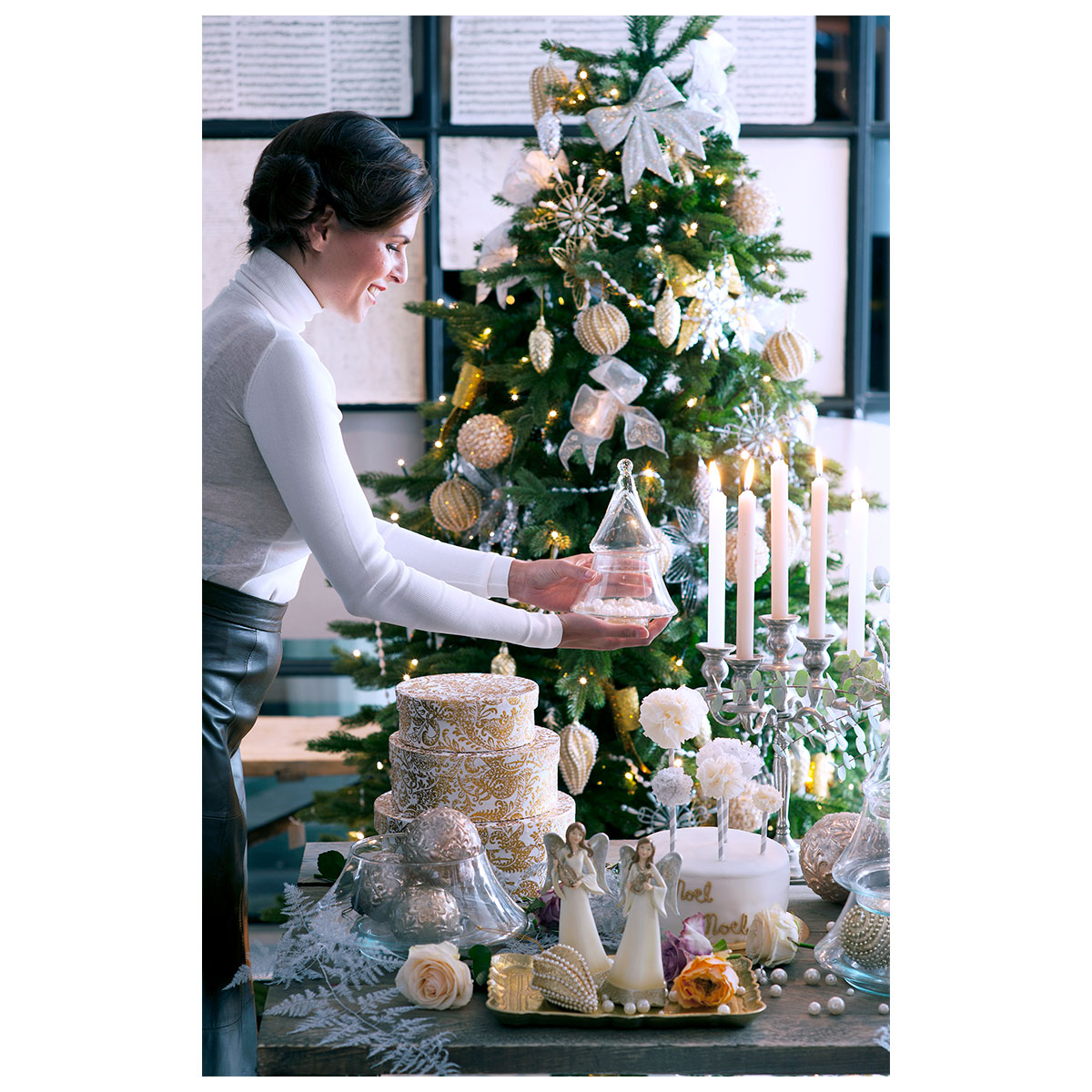 Weihnachtsbaum Charlton HxD215x127cm LEDgruen 180L Tips 805 Bild 5