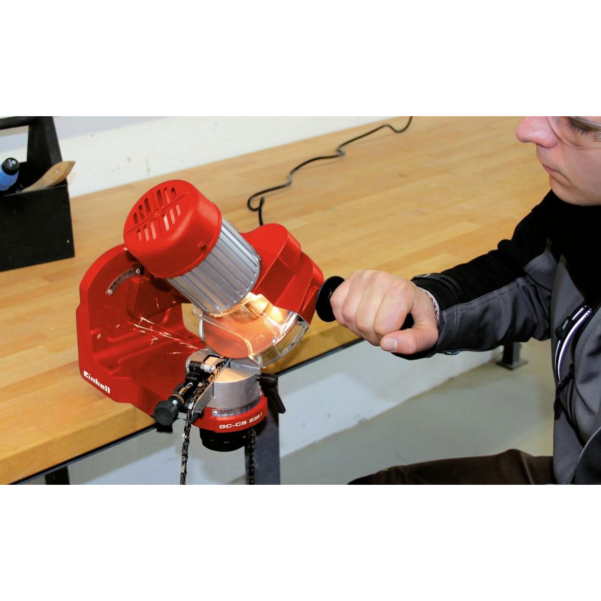 Einhell Sägekettenschärfgerät GC-CS 235 E Bild 3
