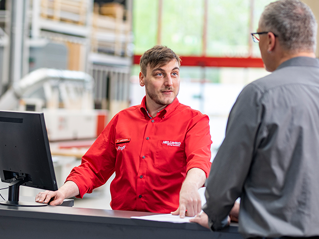 Online Exklusiv im Markt mit Berater Online Exklusiv im Markt mit Berater