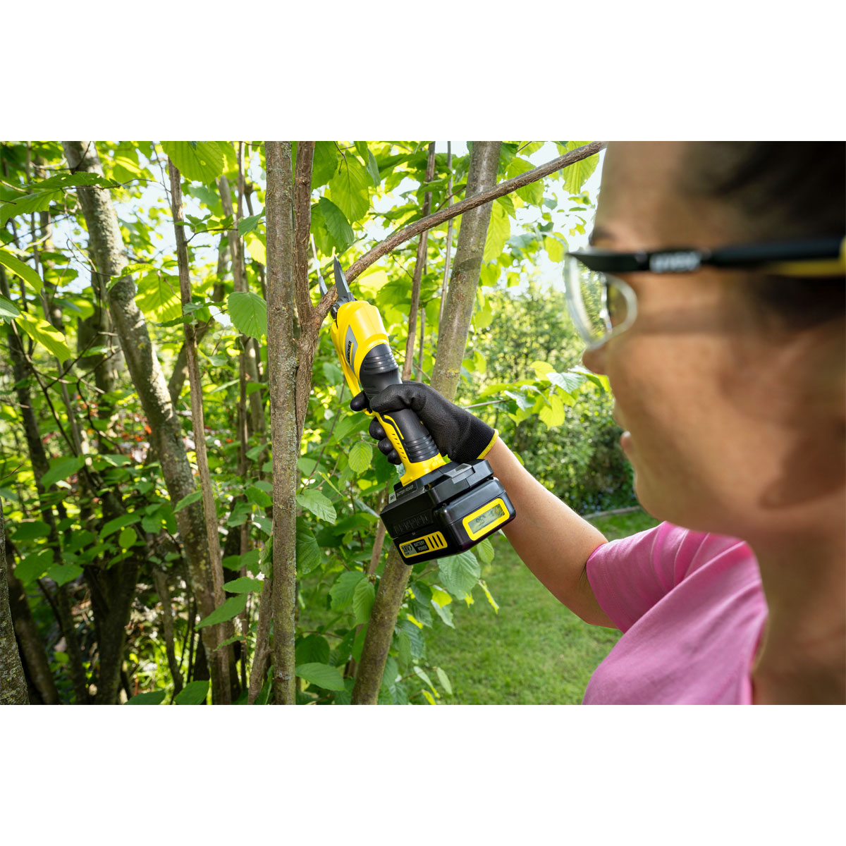 Kärcher  Akku-Astschere TLO 2-18 Bild 2