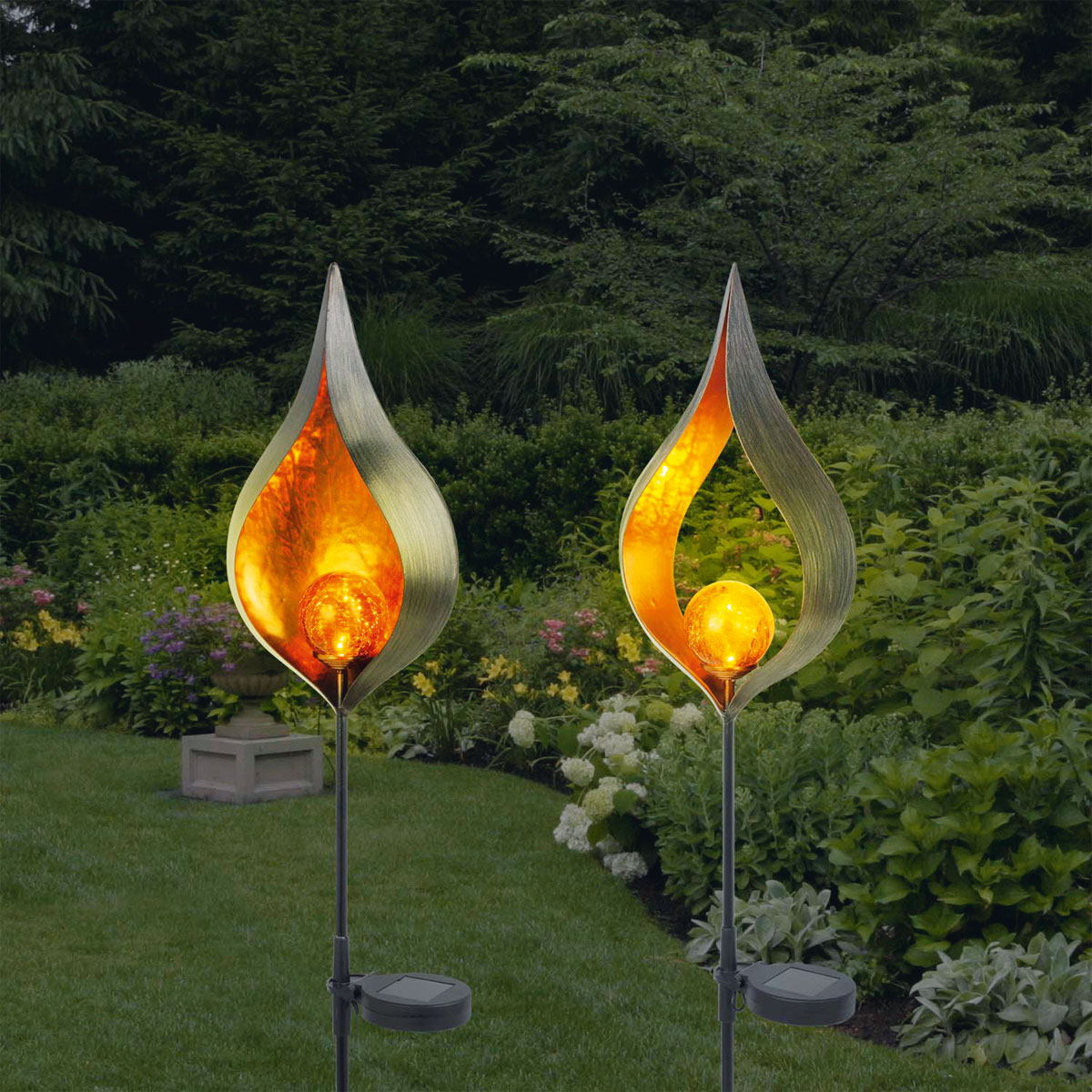 Flector Garten LED-Solar-Dekostick Glowing Eye schwarz/kupfer Bild 3