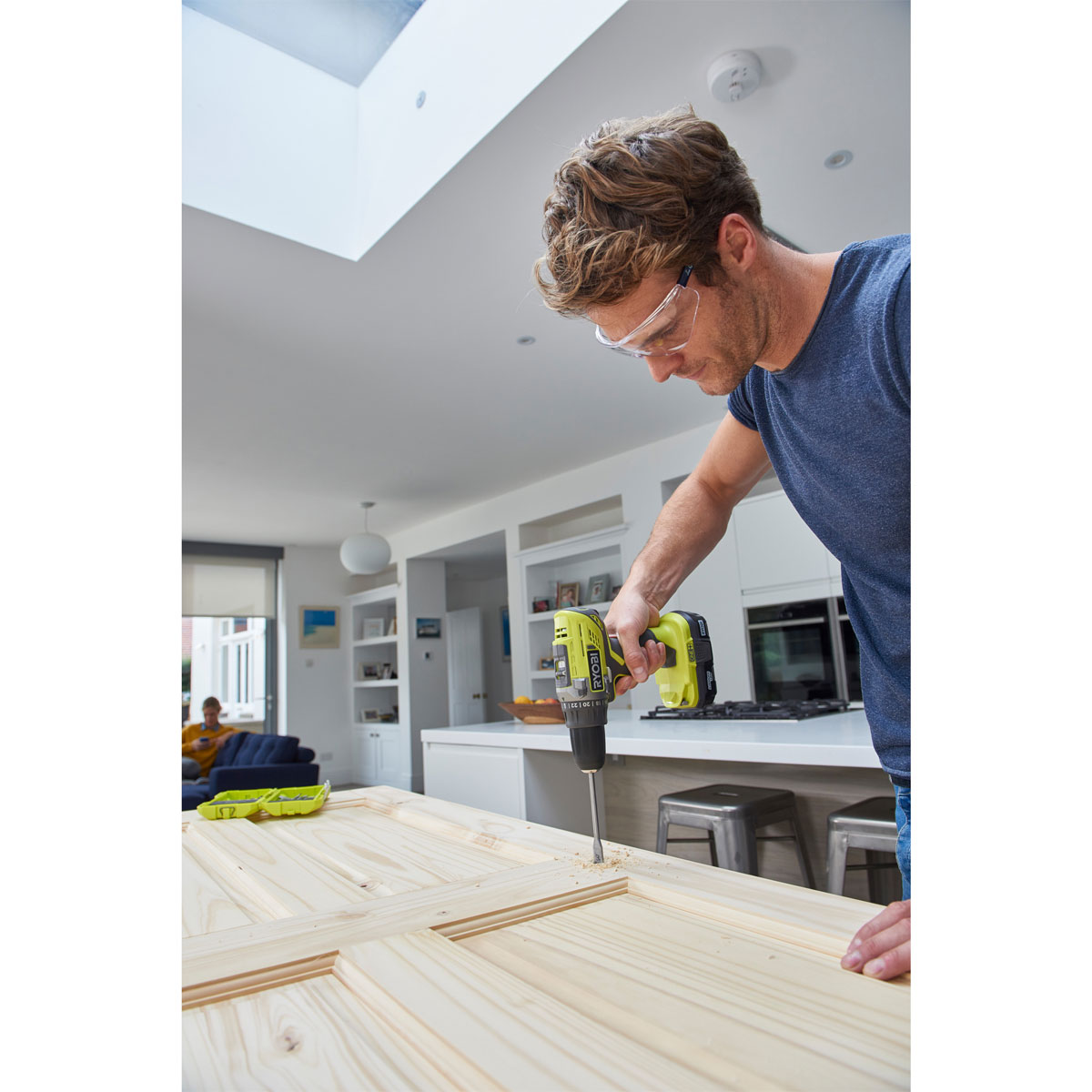 Ryobi  Akku-Bohrschrauber R18DD3-215S mit 2 Akkus und Ladegerät Bild 6