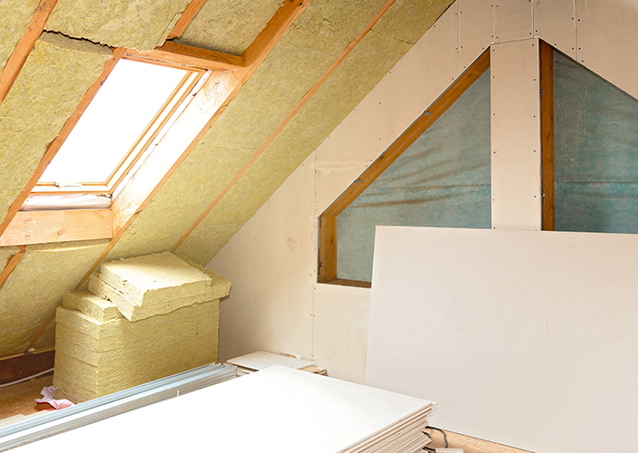 Dachboden mit Dämmwolle