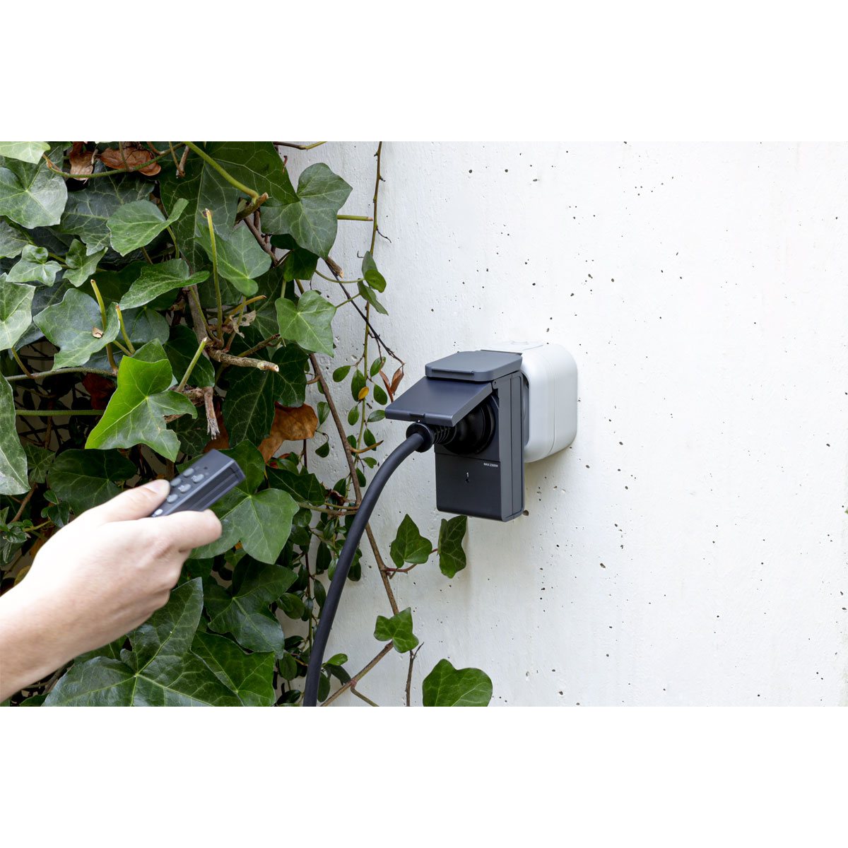 REV Ritter Funkschalt-Set außen IP44 Standard mit Fernbedienung 2+1 schwarz Bild 7