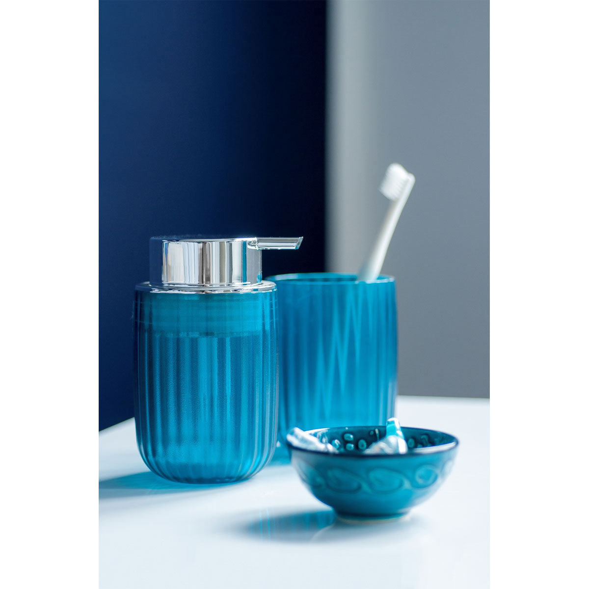 Wenko Seifenspender Agropoli petrol 250 ml Bild 5