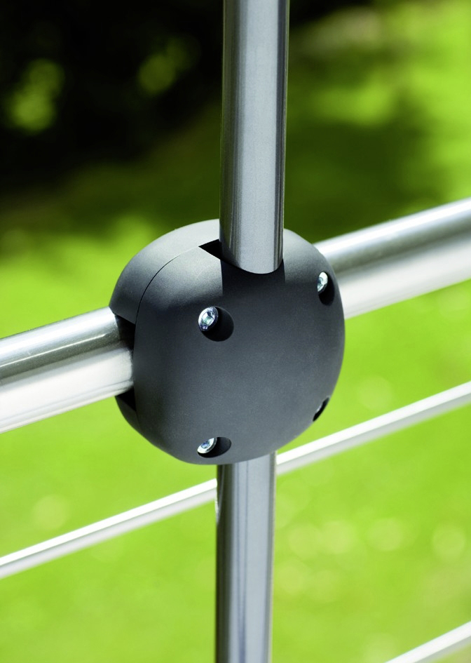 Schneider Schirmhalter Foxi Outdoor am Balkongeländer