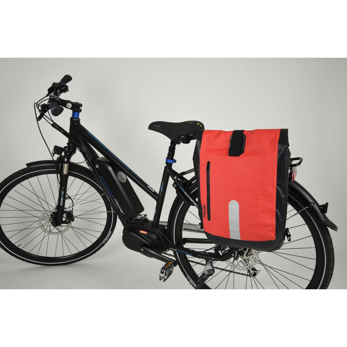Fischer Bikes Gepäckträgertasche wasserdicht schwarz-rot Bild 6