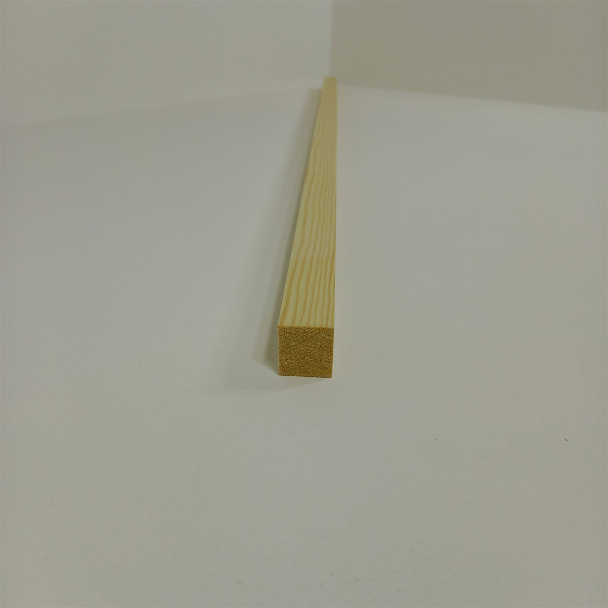 Quadratleiste „Nadelholz“ 25x25x1000 mm