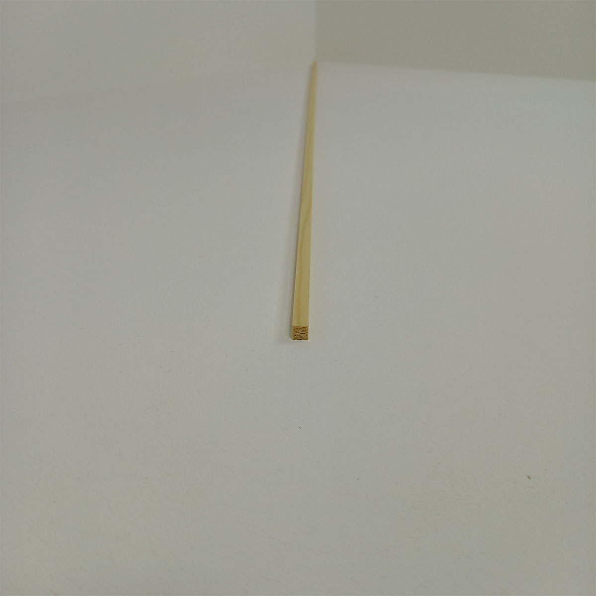 Modelbauleiste Quadrat „Kiefer“ 6x6x1000 mm