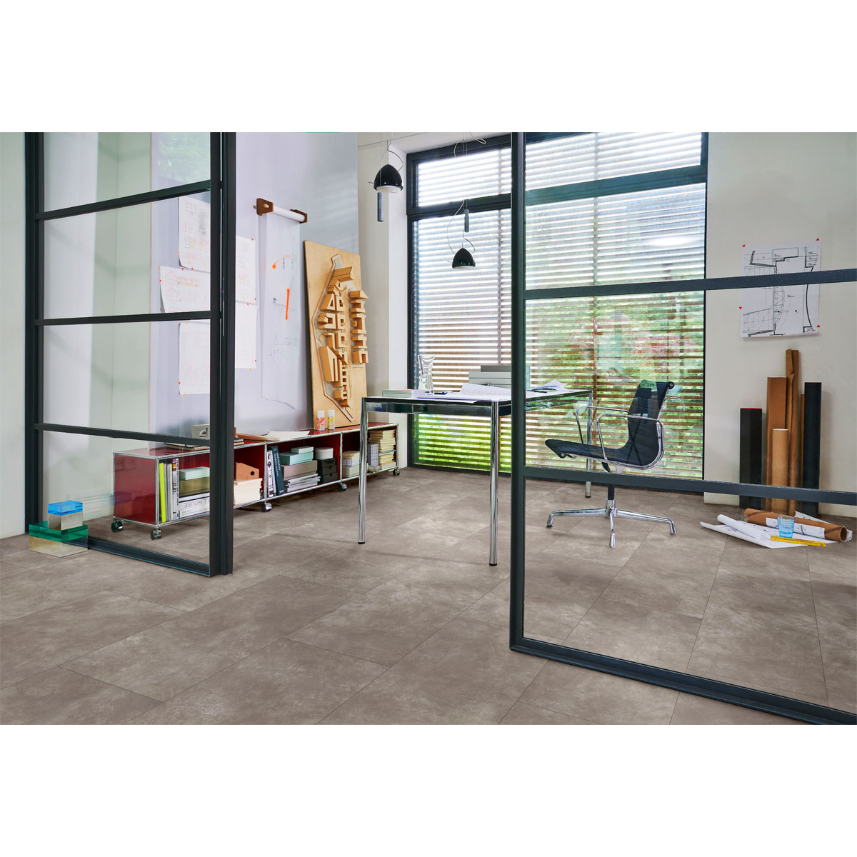 Parador Vinylboden Modular ONE Beton dunkelgrau Steinstruktur Minifase 853 x 400 x 8 mm Bild 4