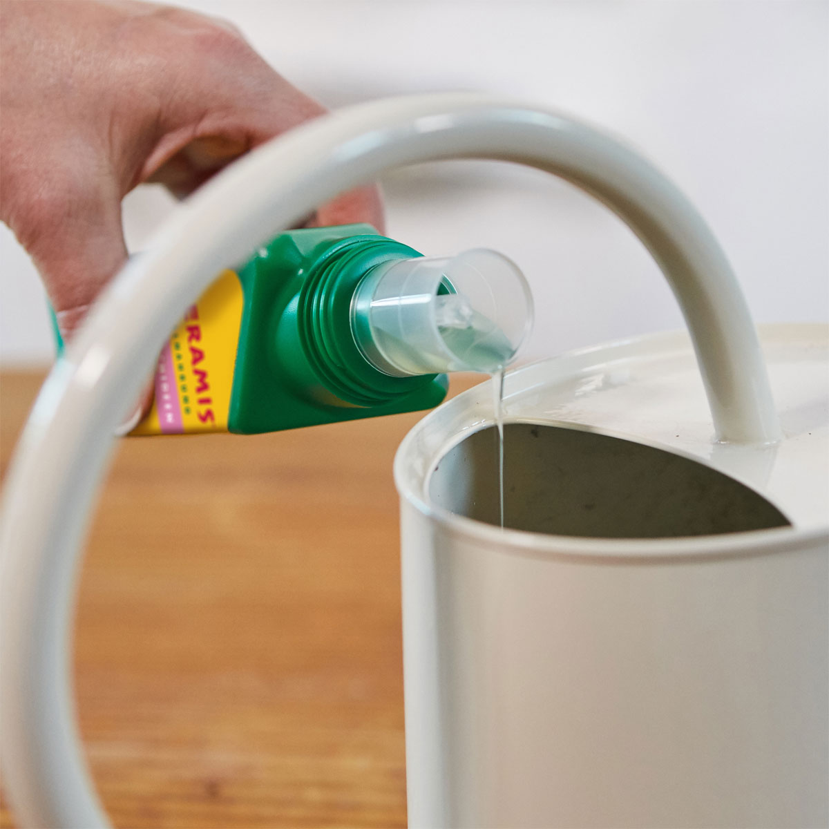 Seramis Orchideen-Vitalnahrung 200 ml Bild 3