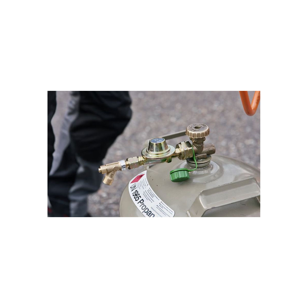 CFH Propan-Druckregler DR 114 2,5 bar Bild 5